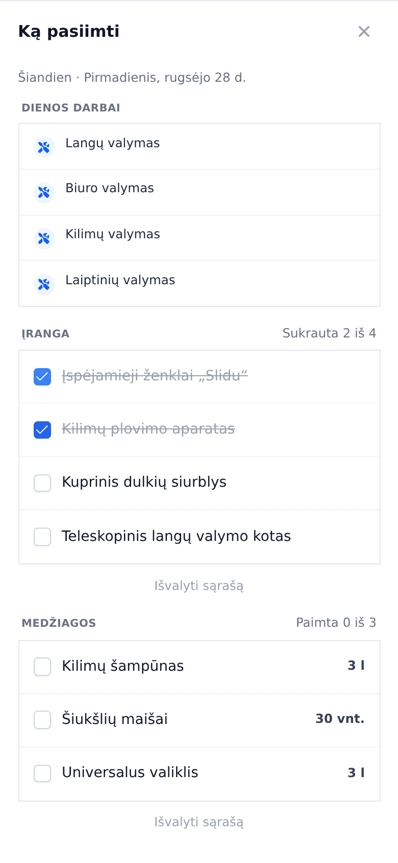Sąrašas „Ką pasiimti“ meistro programėlėje: viršuje dienos darbai, keturi įrankiai, iš kurių du jau pažymėti, ir trys medžiagos su suplanuotais kiekiais