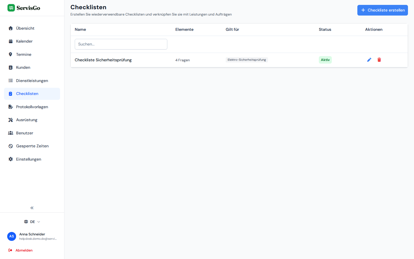 Die Checklisten-Seite mit wiederverwendbaren Checklisten, jede verknüpft mit den Leistungen, für die sie gilt