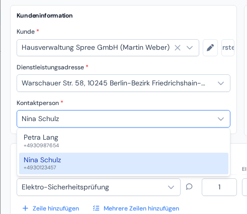 Der Abschnitt Kundeninformation im Termindialog mit geöffneter Auswahlliste Kontaktperson, die zwei Personen des Objekts zeigt