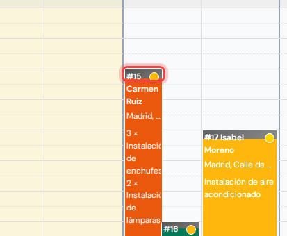 Un bloque de visita en el calendario con la franja de conducción resaltada en su parte superior