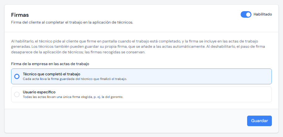 El panel "Firmas" en Configuración con la función habilitada y las opciones de firma de la empresa