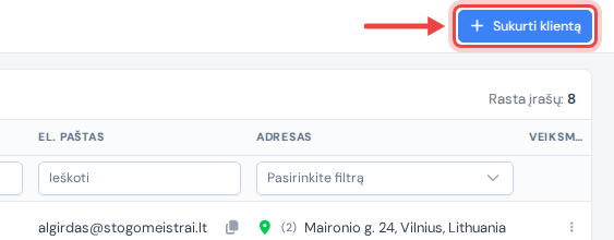 Klientų puslapio viršus, rodyklė rodo į mygtuką „Sukurti klientą“ viršutiniame dešiniajame kampe