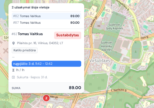 Žemėlapis skydelyje su atverta smeigtuko kortele, rodančia užsakymo informaciją