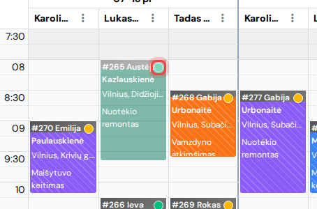 Santechnikos vizito blokas su paryškintu kliento patvirtinimo taškeliu kalendoriuje